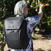 ryukzak-peak-design-everyday-backpack-20l-black-bedb-20-bk-2-fotofox.com.ua-10.jpg