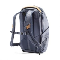 ryukzak-peak-design-everyday-backpack-zip-15l-midnight-bedbz-15-mn-2-fotofox.com.ua-2.jpg