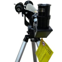 Базовая комплектация телескопа включает в себя множество полезных аксессуаров: кейс для хранения и транспортировки, компас, подвижная карта звездного неба, лунный фильтр и многое другое.